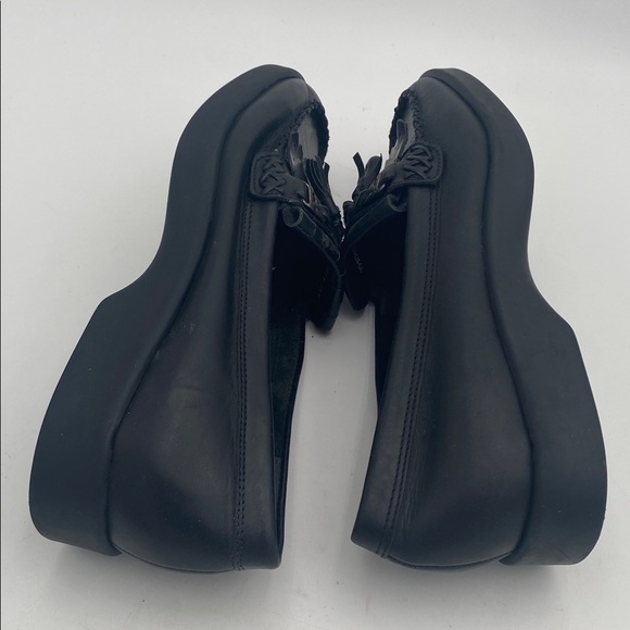 Maripe Black Leather Loafers women 7.5M Tassel Accent casual office retro Y2K - Picture 9 of 12